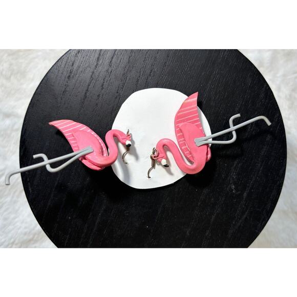 Flamingo Pierced Earrings‎ 1980's Pink and Gray Artisan Jewelry Fun - Picture 2 of 6